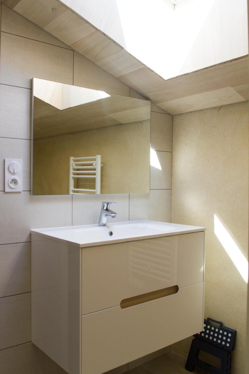Le Puy Carmin - Chambre D'Hotes Avec Jacuzzi Bazoges-en-Paillers ห้อง รูปภาพ